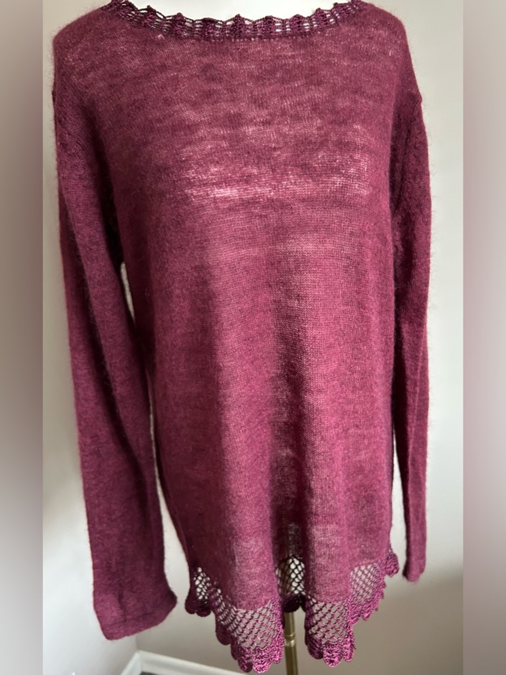 Anthony Saks Burgundy Lightweight Knit Tunic w. Crocheted Accents - Picture 5 of 13